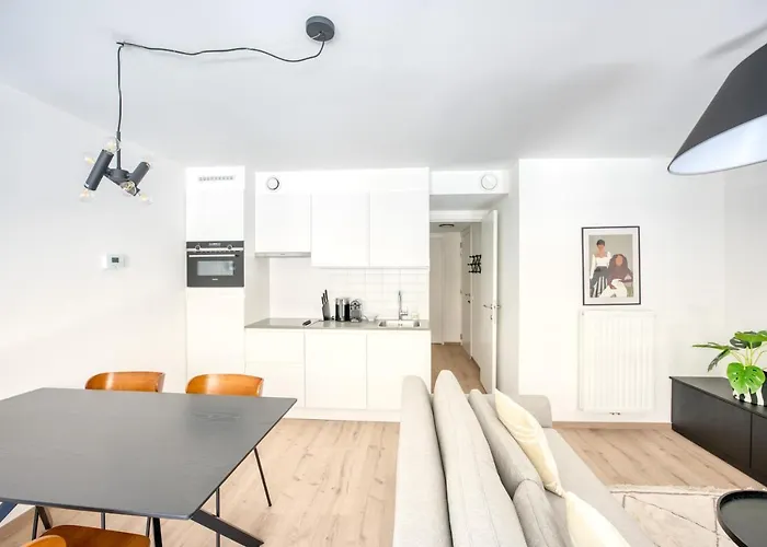 Cosy Seaside Apartments